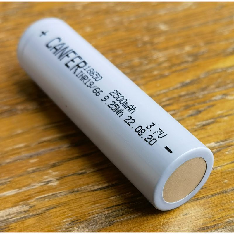 PILA LITHIUM 18650 RECARGABLE 2500MAH 3.7V