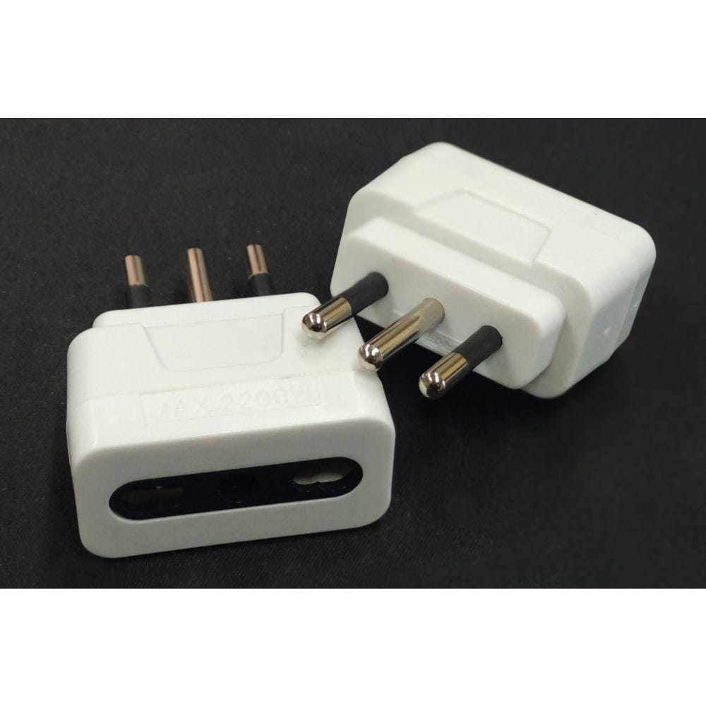 REMA ADAPTADOR ENCHUFE 10/16 250V CON PROTECCION BLANCO  93PTOB1112