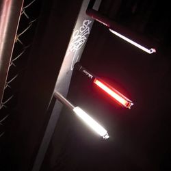NEBO LINTERNA LED  LIL LARRY 250 LUMENES
